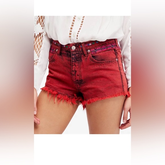We The Free Pants - FREE PEOPLE Sun Break Embroidered-Yoke Denim Shorts Red Size 29